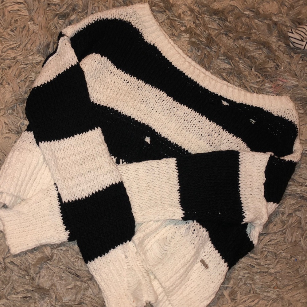 Hollister distressed sweater